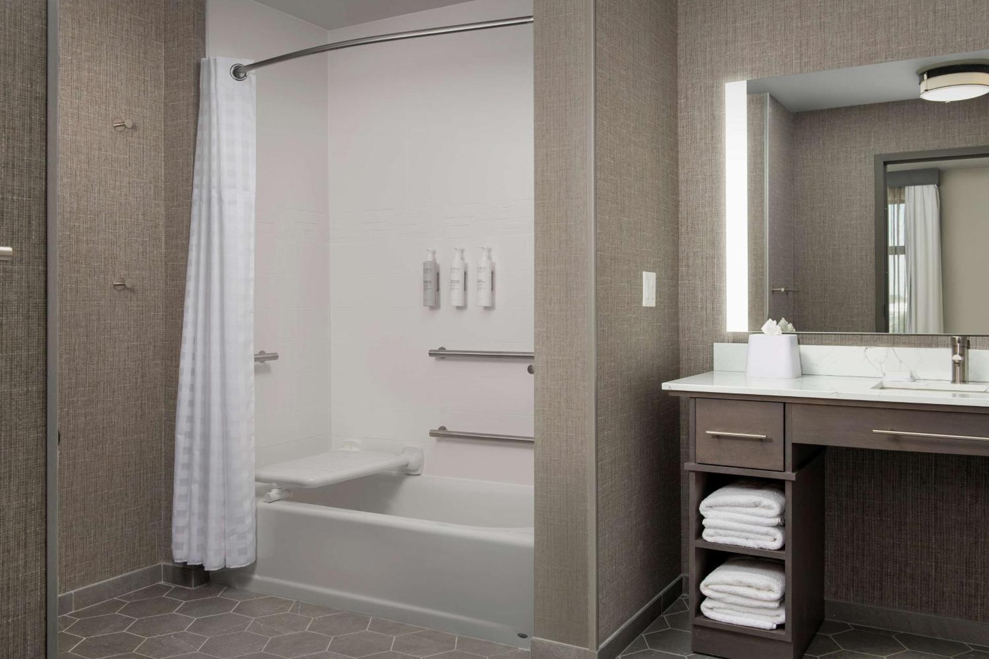 Homewood Suites By Hilton Louisville Airport Eksteriør billede