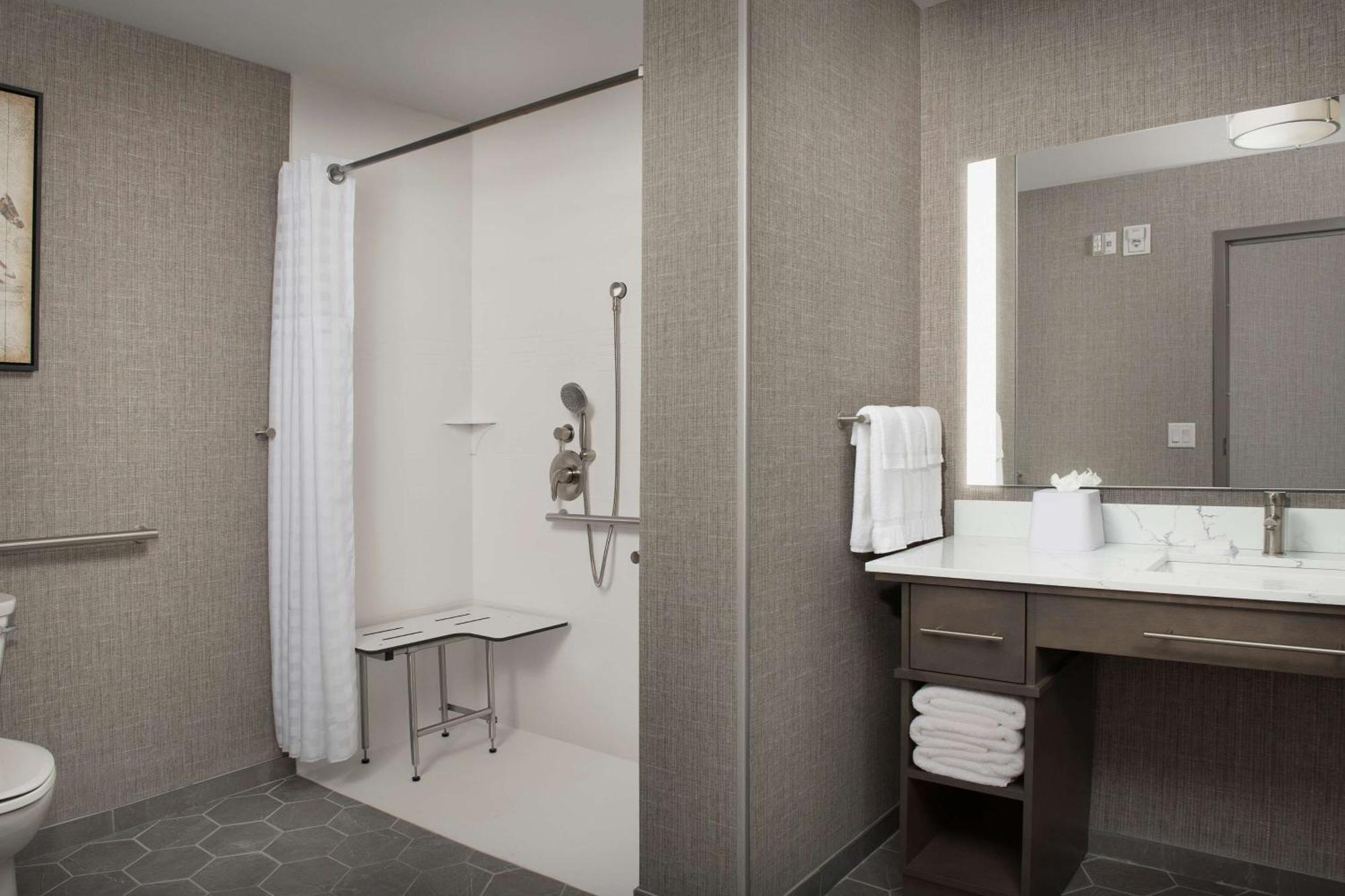 Homewood Suites By Hilton Louisville Airport Eksteriør billede